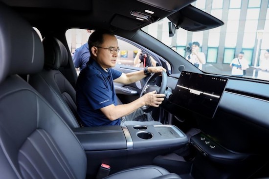 Changan Qiyuan E07 dynamic test drive experience: the more complex the road conditions, the more outstanding the smart drive _fororder_image001